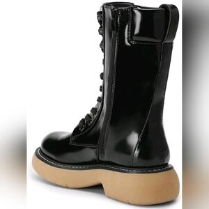 DREAM PAIRS Women's Black Platform Combat Boots Sz 7 Chunky Sole Faux Leather